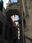 SX19664 Balconies and bridges in Corniglia, Cinque Terre, Italy.jpg